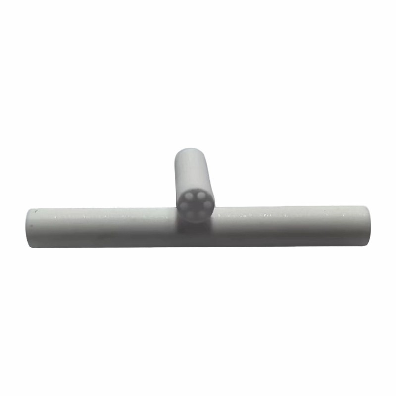 세라믹 튜브 절연체